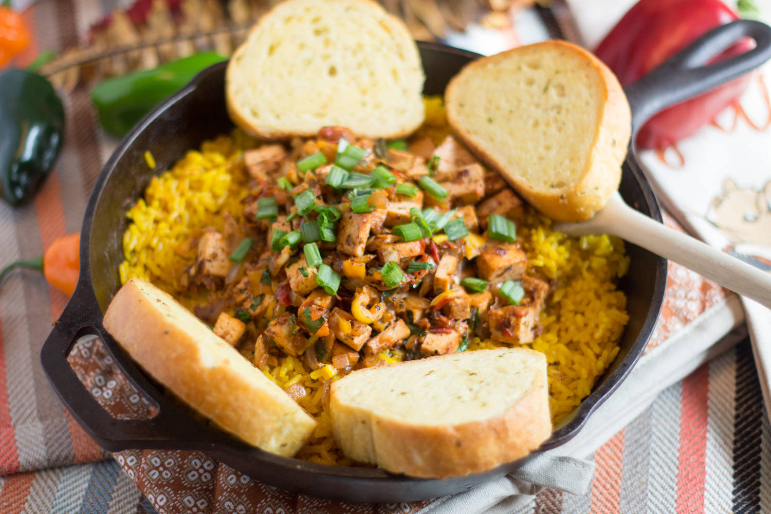 Looking for a quick weekday meal? Try this Smokey Chipotle Vegetarian Skillet! |BeingMelody.com| @BeingMelody