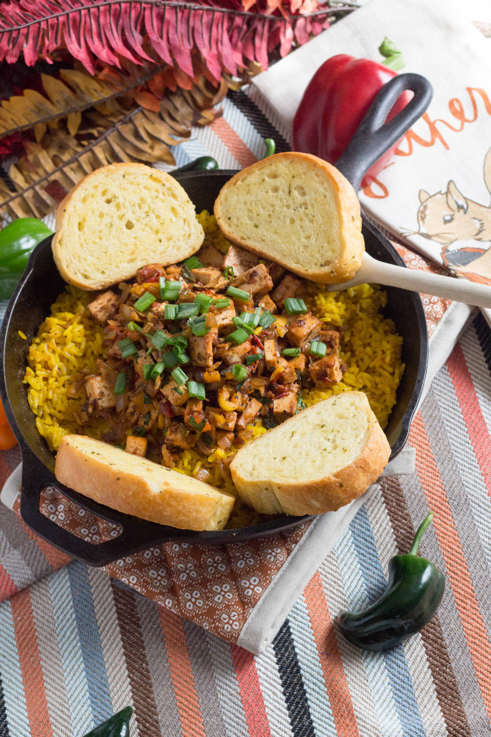 Looking for a quick weekday meal? Try this Smokey Chipotle Vegetarian Skillet! |BeingMelody.com| @BeingMelody