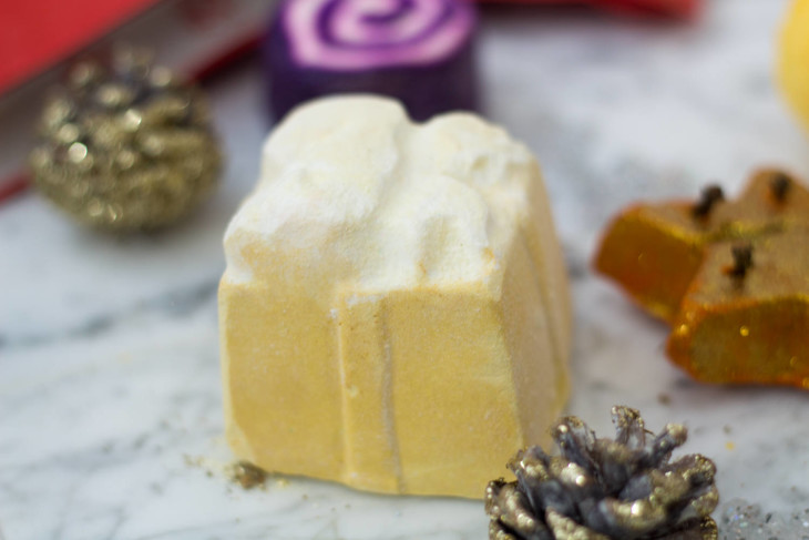 Lush Holiday Bath and Body products make the perfect gifts or stocking stuffers. 