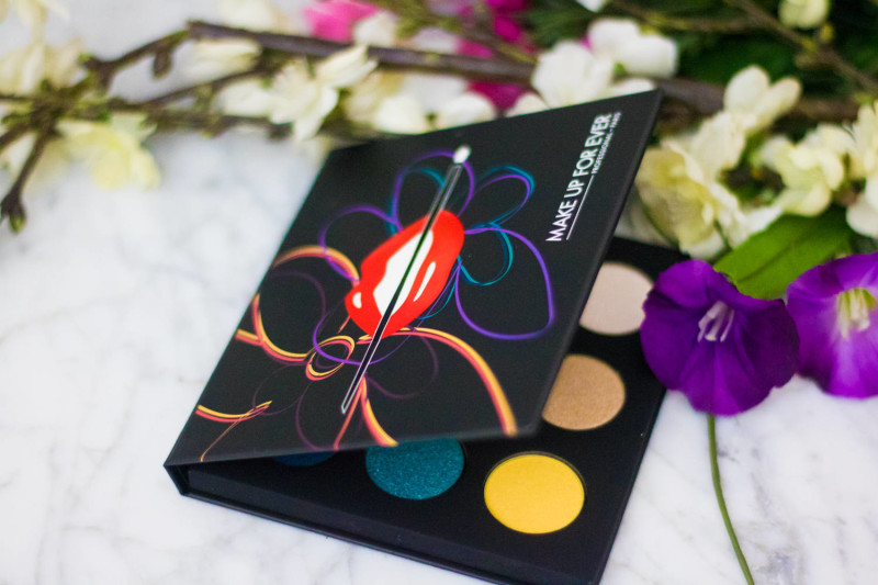 Wear the colors of spring with the Make Up For Ever Artist Palette Vol. 3 in florals. 