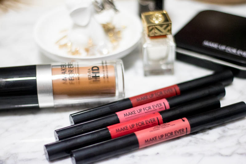 Make Up For ever Pro Sculpting Lip adds volume and definition to lips with ease.